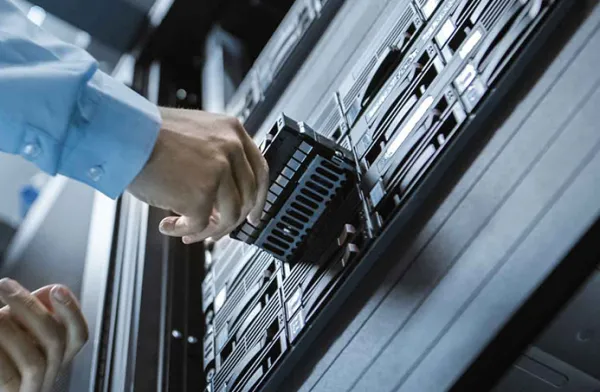 کلاستربندی در Server Redundancy