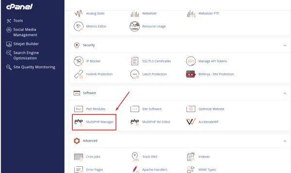 رفع خطای 500 المنتور با تغییر نسخه php